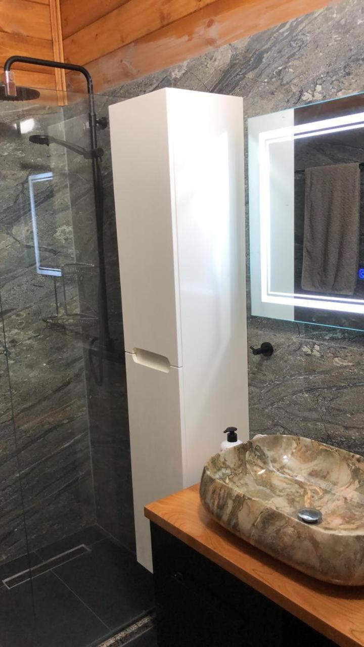 Zeneli Alpin Chalet Cerem Εξωτερικό φωτογραφία